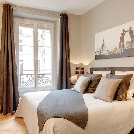 Halle Des Blanc Manteaux - 104011 Appartamento
